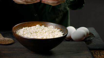 food, cooking, pan, soup, egg, meal, breakfast, dish, bowl, fried, dinner, kitchen, healthy, lunch, white, hot, cook, meat, cream, vegetable, cuisine, frying, table, spoon, plate