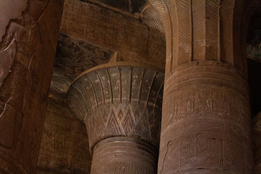 Columnas egipto