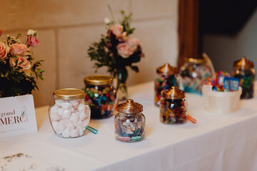Bar à bonbons pour remercier les invités