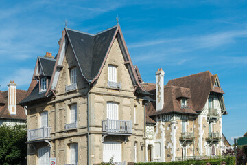 Obraz premium Historische Villa in Deauville in der Normandie