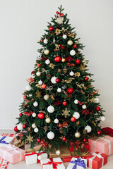 Christmas tree holiday decor presents new year's background