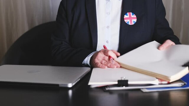 Brexit Flag Great Britain Icon Pin civil servant workplace lawyer office