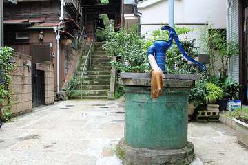 樋口一葉旧居跡　本郷