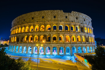 Fototapeta na wymiar Colosseum in Rome at night, Italy