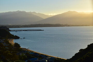 Obraz premium Sunset at Tata Beach, New Zealand, South Island.