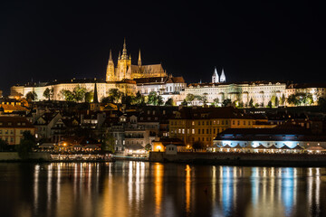 Fototapeta na wymiar Evening view of Prague castle in Prague,Czech Republic 