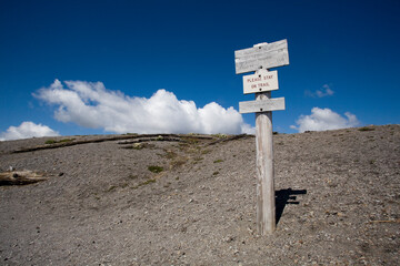 sign in the mountains