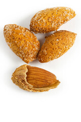 roasted, shelled and salted almonds