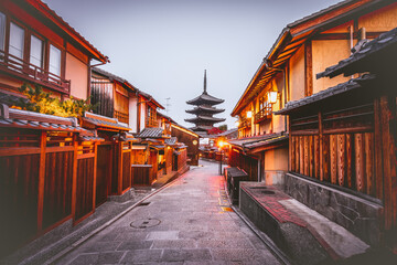 Fototapeta na wymiar Yasaka Pagoda and Sannen Zaka Street in the Morning, Kyoto Japan