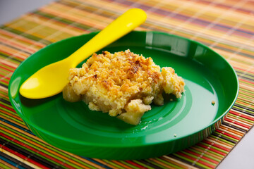 Apple crumble with vanille ice cream