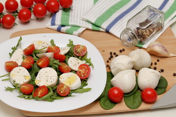 salad with cheese and tomatoes