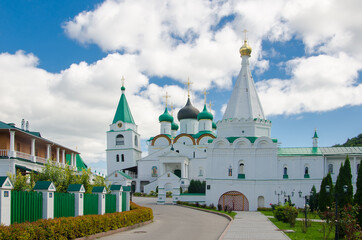 Fototapeta na wymiar Ascension Pechersky Monastery in Nizhny Novgorod