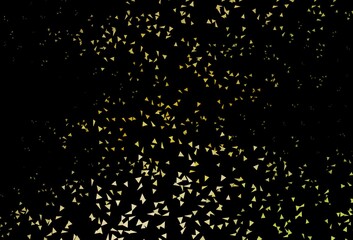 Dark Green, Yellow vector backdrop with lines, triangles.