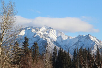 Fototapeta na wymiar Winters Mountains, Banff National Park, Alberta