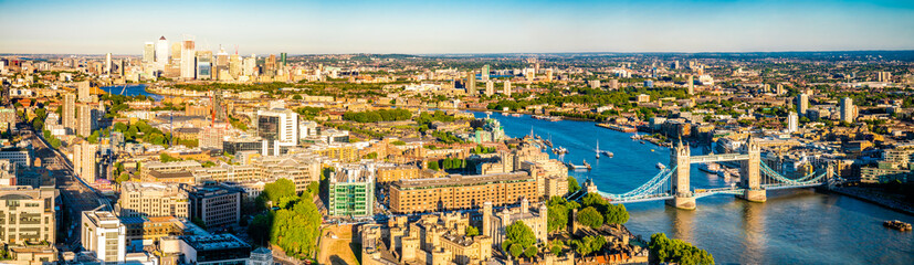 Obraz premium Beautiful aerial view of London 