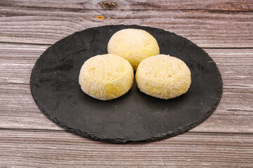 Raw potato zrazy for cooking