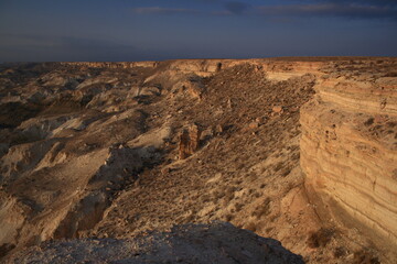 Fototapeta na wymiar Western Kazakhstan. Mangystau. Ustyurt plateau. Chink Bozzhira.