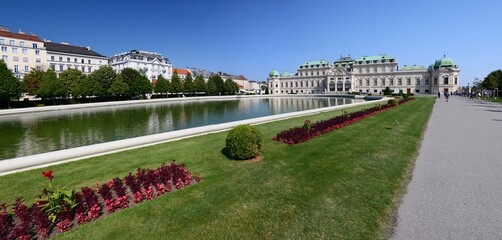 Obraz premium Baroque palace complex Belvedere, Vienna, Austria