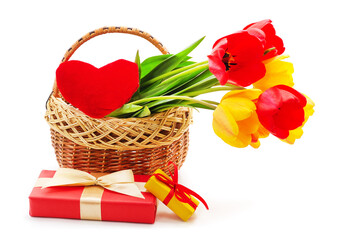 Fototapeta na wymiar Bouquet tulips in a basket with heart.