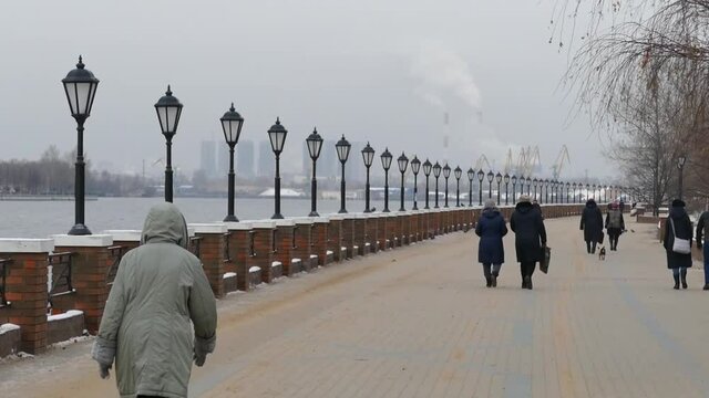 Lanterns in the afternoon on the embankment of the Moscow River