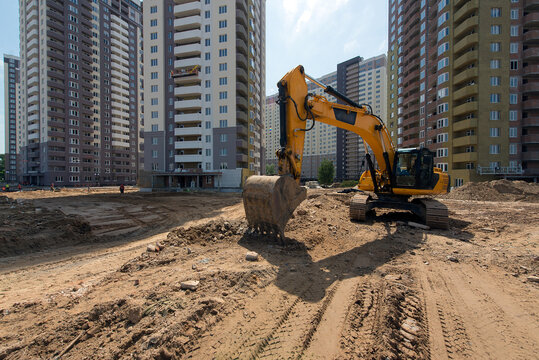 Road construction, courtyard area. Construction site. production of apartments, social housing.