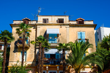 Obraz premium Mediterranean building with palm trees in Croatia