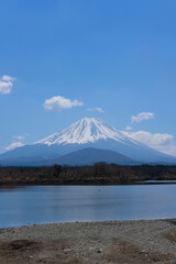 富士山と精進湖の朝焼け