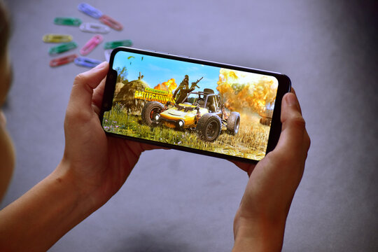 Pubg mobile game in hand 