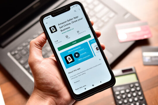 Amazon Seller App On Smartphone, Online Selling Platform Amazon