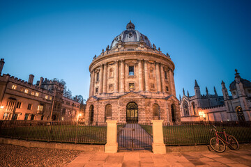 Obraz premium Science library in Oxford, England