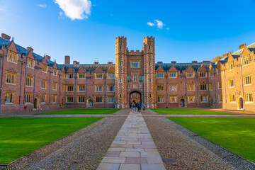 The inner yard of St. John's college, location of Pink Floyd 