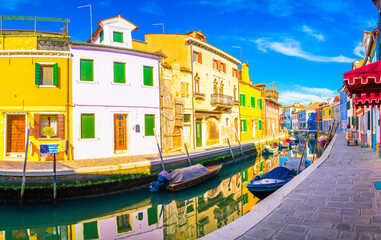 Fototapeta na wymiar Beautiful colorful panorama of Burano Island near Venice in Italy