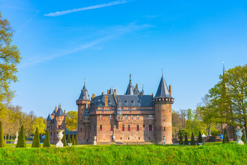 Fototapeta na wymiar Old Dutch castle in the Netherlands