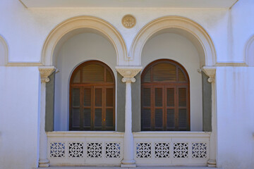 arches over windows in greek style