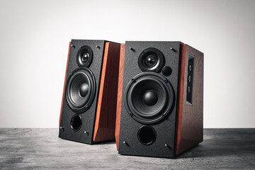 Bookshelf speaker, Home entertainment