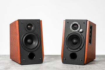 Bookshelf speaker, Home entertainment