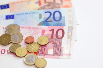 旧ユーロ紙幣と硬貨