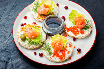 Canapes with smoked salmon