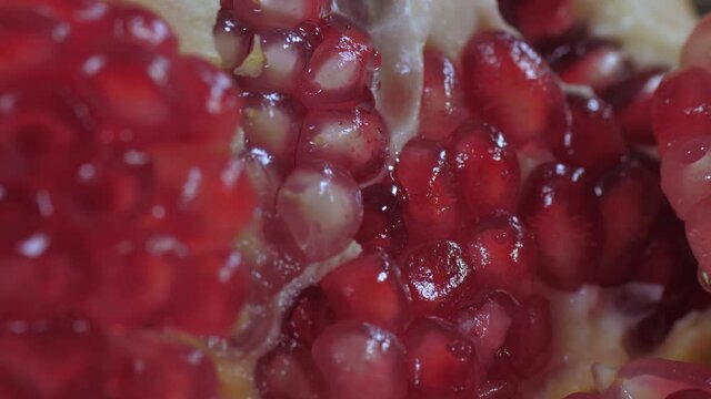 pomegranate seeds fruit macro 4k