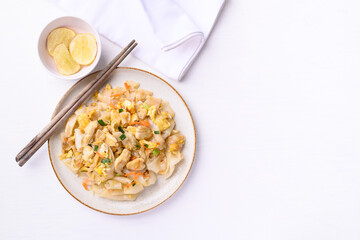 Thai food (Kuaitiao Khua Kai), Stir fried rice noodles with egg and chicken