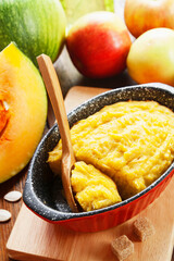 Pumpkin casserole with apple