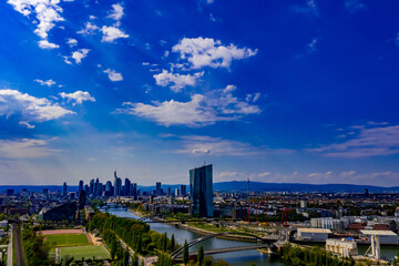 Fototapeta na wymiar Frankfurt aus der Luft | Luftbilder von Frankfurt am Main