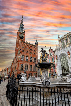 Sunset over the Motława River in Gdańsk
