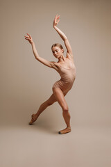 Sensual young woman ballet dancer performing © Drobot Dean