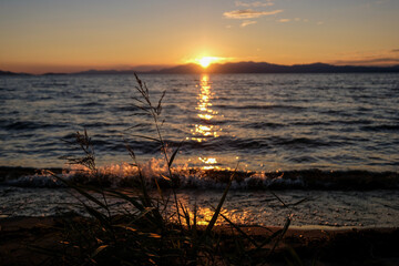 滋賀県長浜市豊公園の琵琶湖の夕日