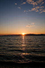 滋賀県長浜市豊公園の琵琶湖の夕日