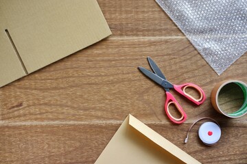 梱包 フリマ ネットショップ 物販 イメージ