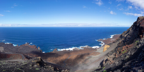 El Hierro, Kanarische Inseln - Blick auf die Vulkanlandschaft an der Westküste vom Aussichtspunkt Mirador de Lomo Negro II
