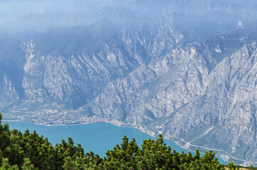 Dolomity - jezioro Garda  © wedrownik52