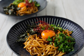 汁なし担々麺